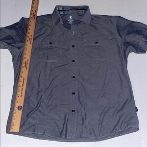 Kuhl Response7222  Men's Lrg Gray short sleeve button up shirt